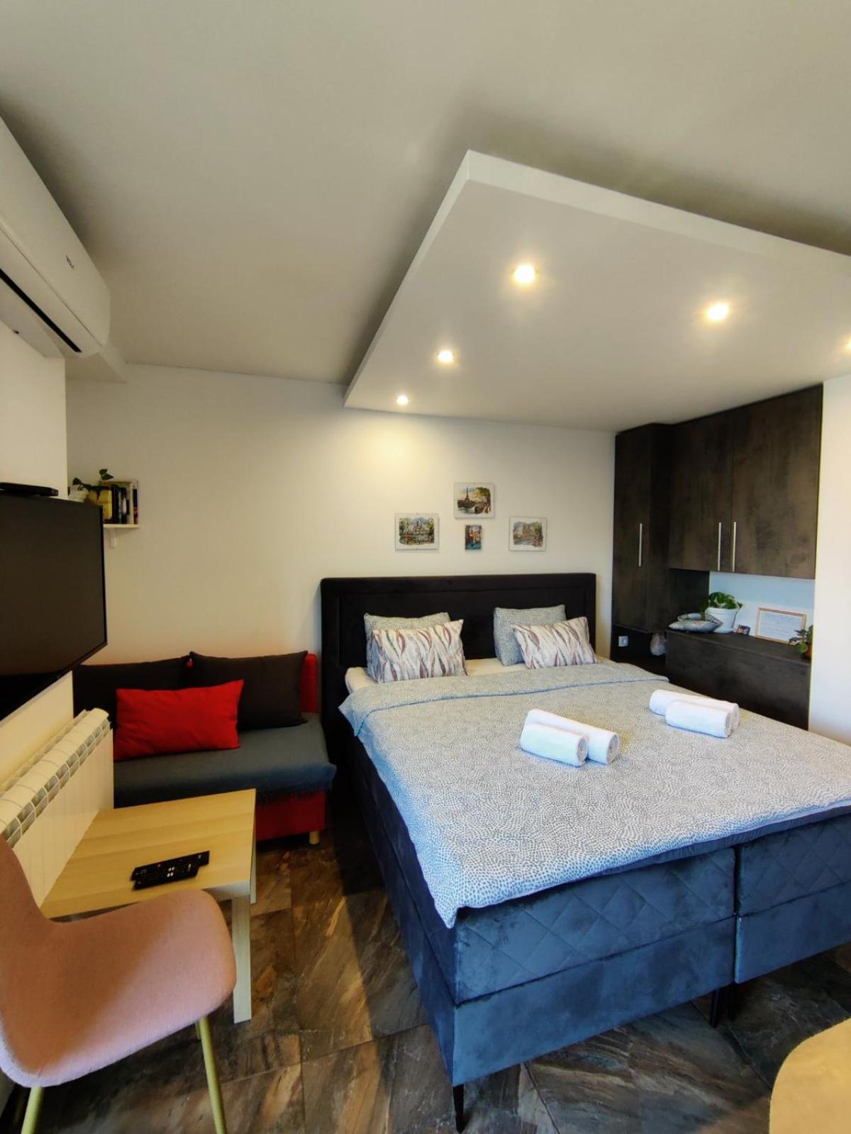 Kala Apartment Novi Sad Esterno foto