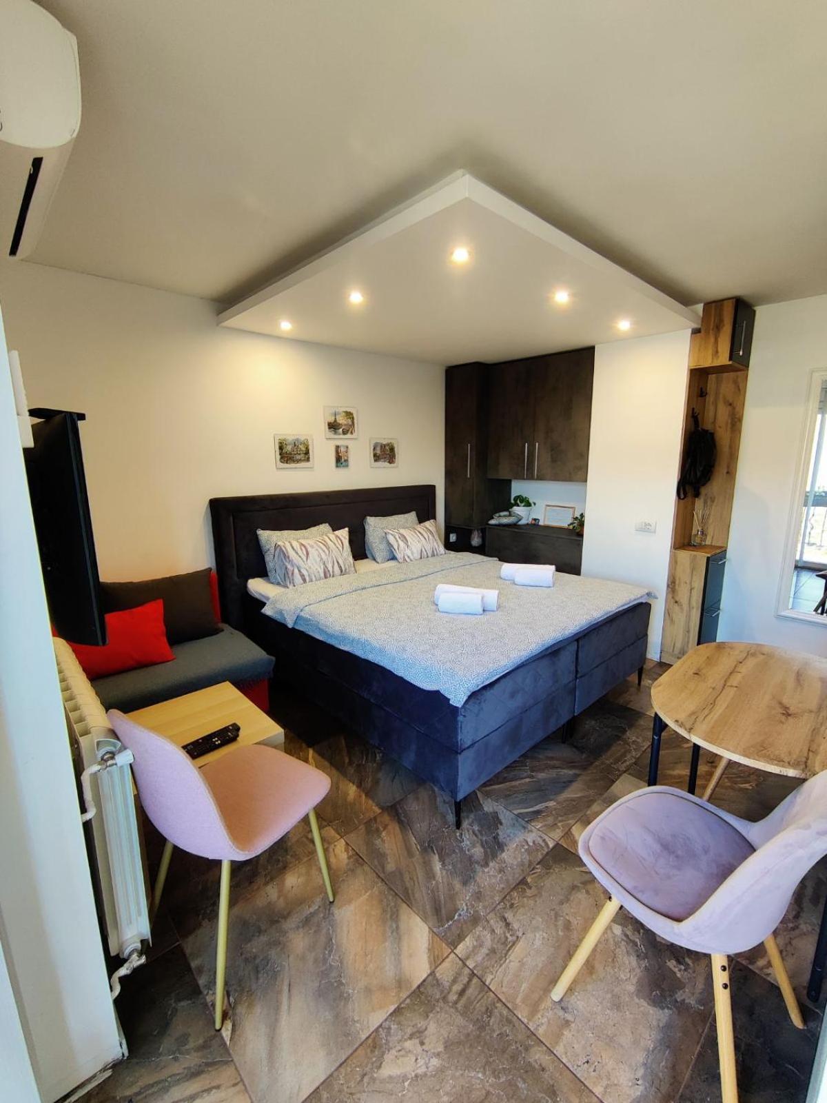 Kala Apartment Novi Sad Esterno foto