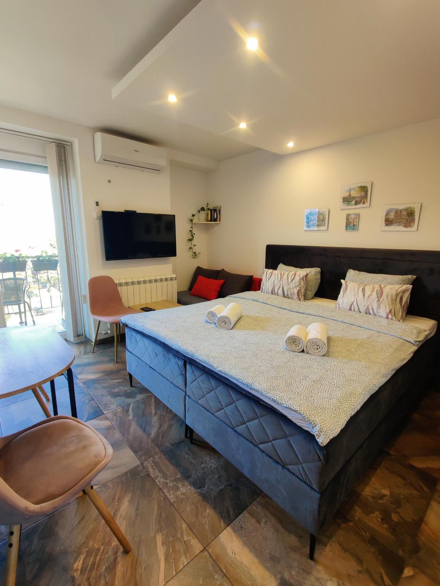 Kala Apartment Novi Sad Esterno foto